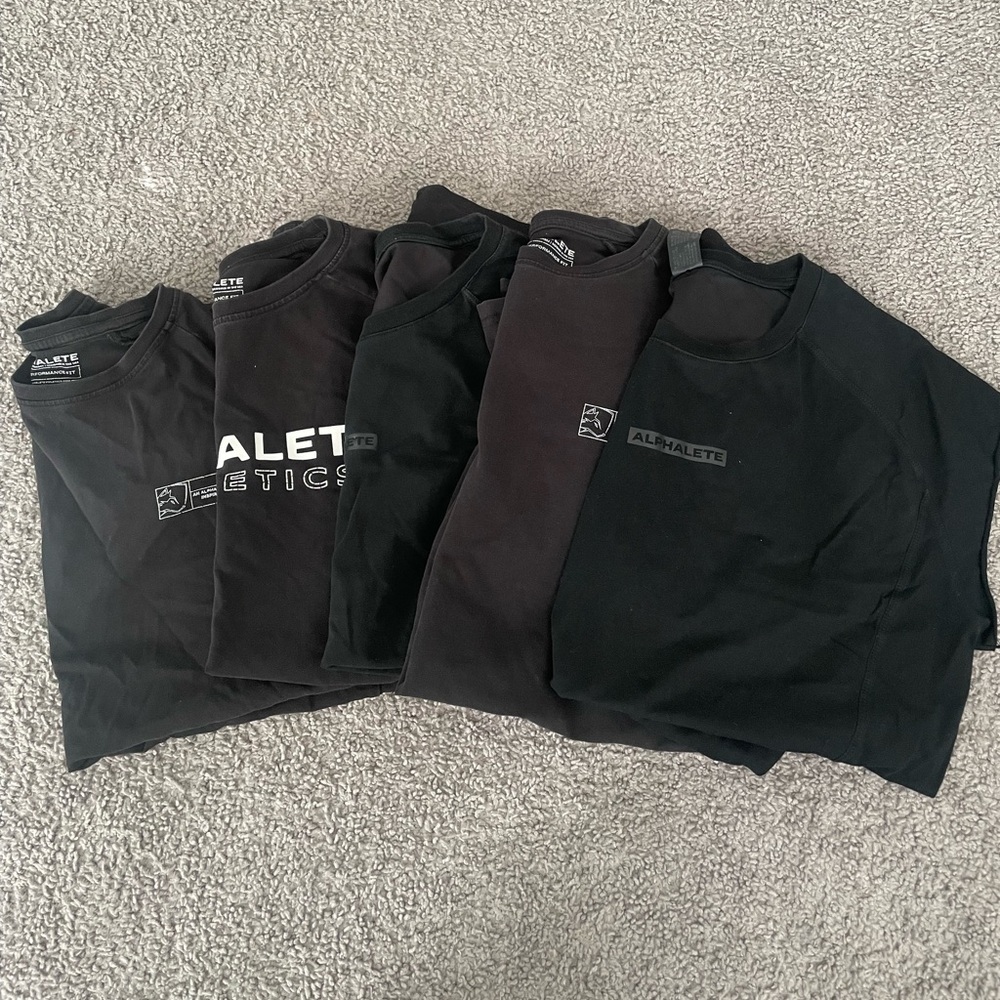 Bundle of Alphalete t-shirts.